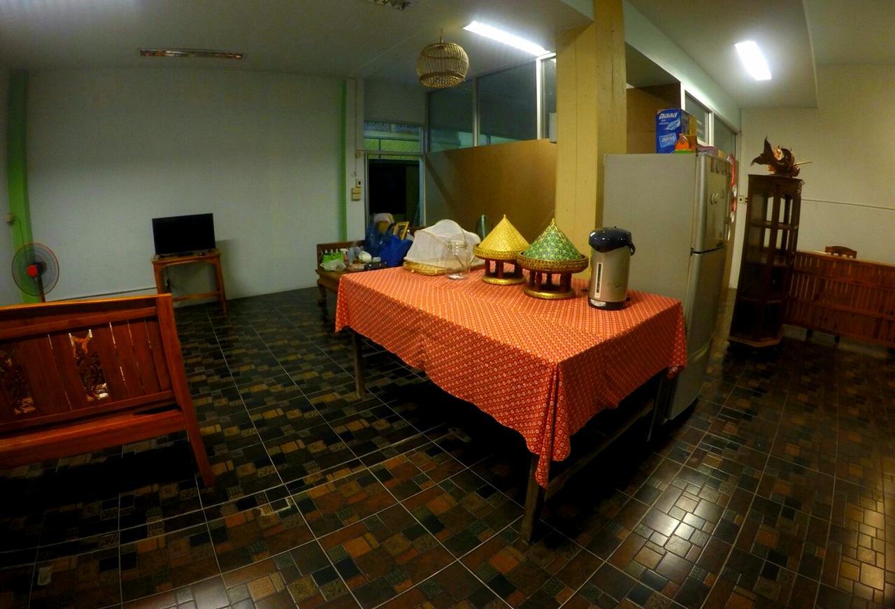 My Home Hostel Sukhothai Mueang Kao Ngoại thất bức ảnh